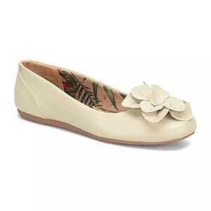 BOC by Born Womens Peony Square Toe Ballet Flats, White, 7M